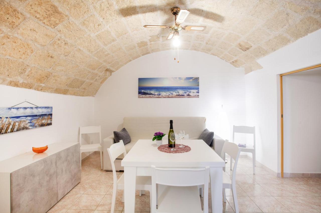 Monopoli Heartbeat - Apartment 200M From Sea エクステリア 写真