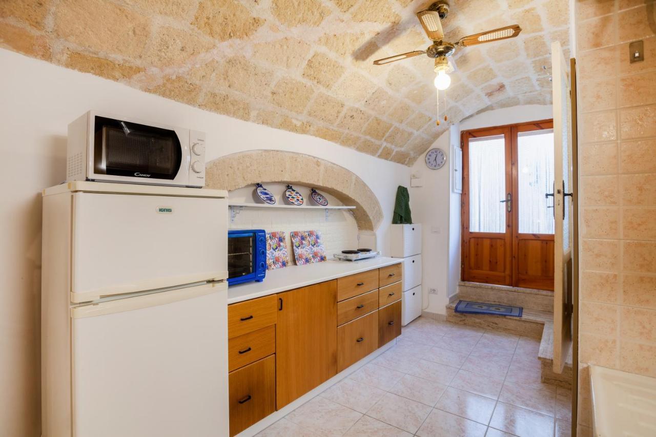 Monopoli Heartbeat - Apartment 200M From Sea エクステリア 写真